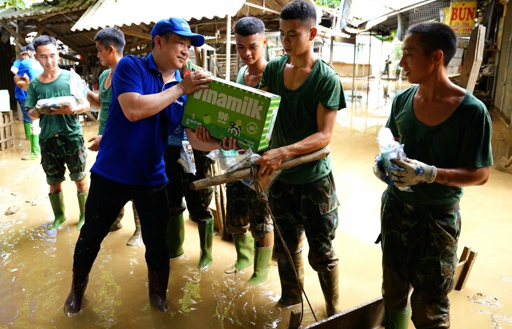 Nỗ lực khắc phục hậu quả, ổn định đời sống tại các vùng bão lũ