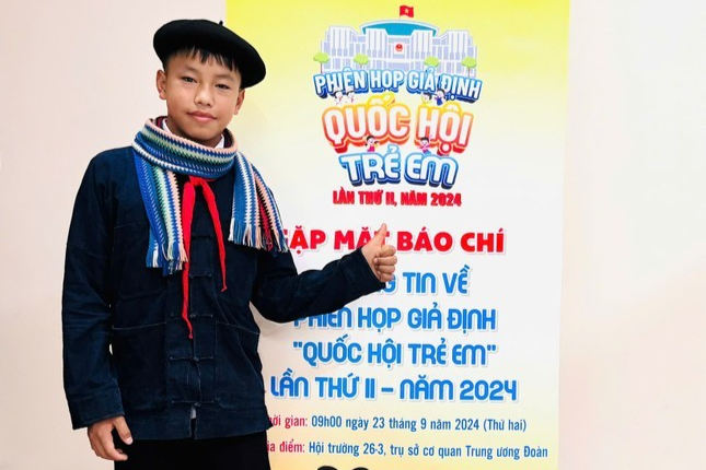 Vượt khó đến trường, nam sinh trở thành đại biểu “Quốc hôi trẻ em”