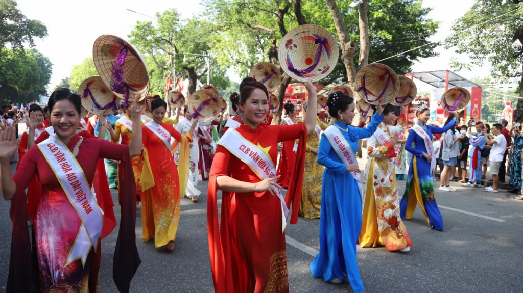 Lan tỏa hình ảnh người Hà Nội thanh lịch, trí tuệ