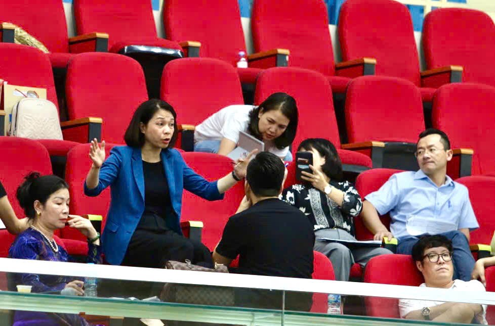 Sơ duyệt diễn ra nghiêm túc, trên tinh thần làm việc hết mình để chương trình đạt kết quả tốt nhất Sơ duyệt diễn ra nghiêm túc, trên tinh thần làm việc hết mình để chương trình đạt kết quả tốt nhất