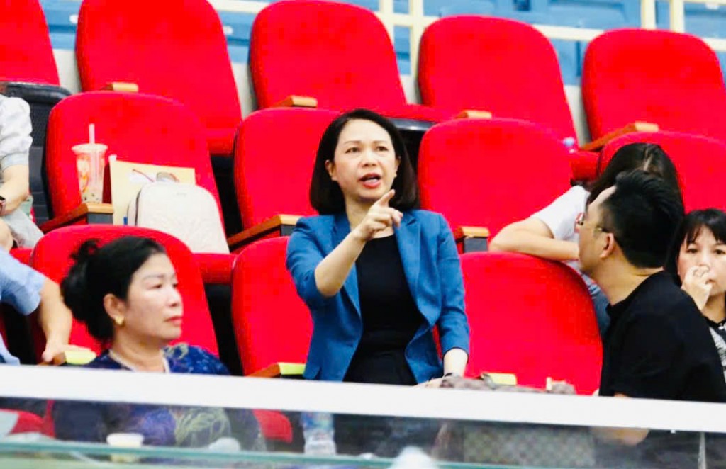 Phó Chủ tịch UBND thành phố Vũ Thu Hà dự và chỉ đạo sơ duyệt chương trình 'Ngày hội văn hóa vì hòa bình Hàng nghìn người tham dự sơ duyệt “Ngày hội văn hóa vì hòa bình