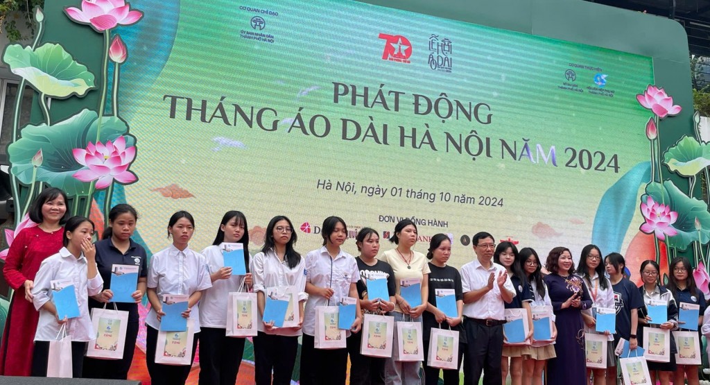 Phát động Tháng Áo dài Hà Nội năm 2024