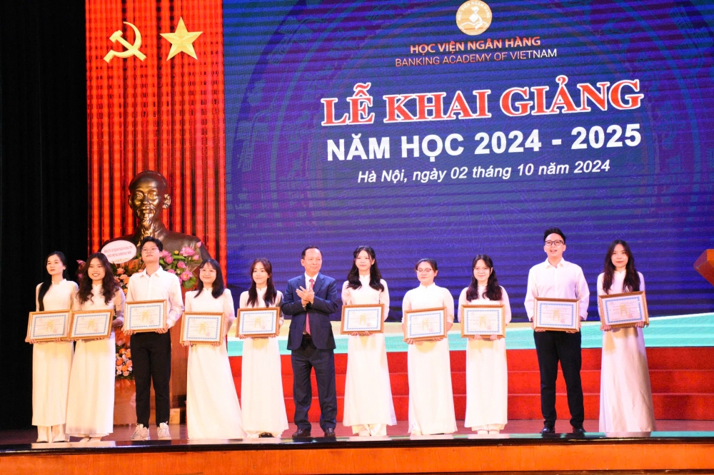 Long trọng lễ khai giảng năm học 2024  - 2025 tại Học viện Ngân hàng