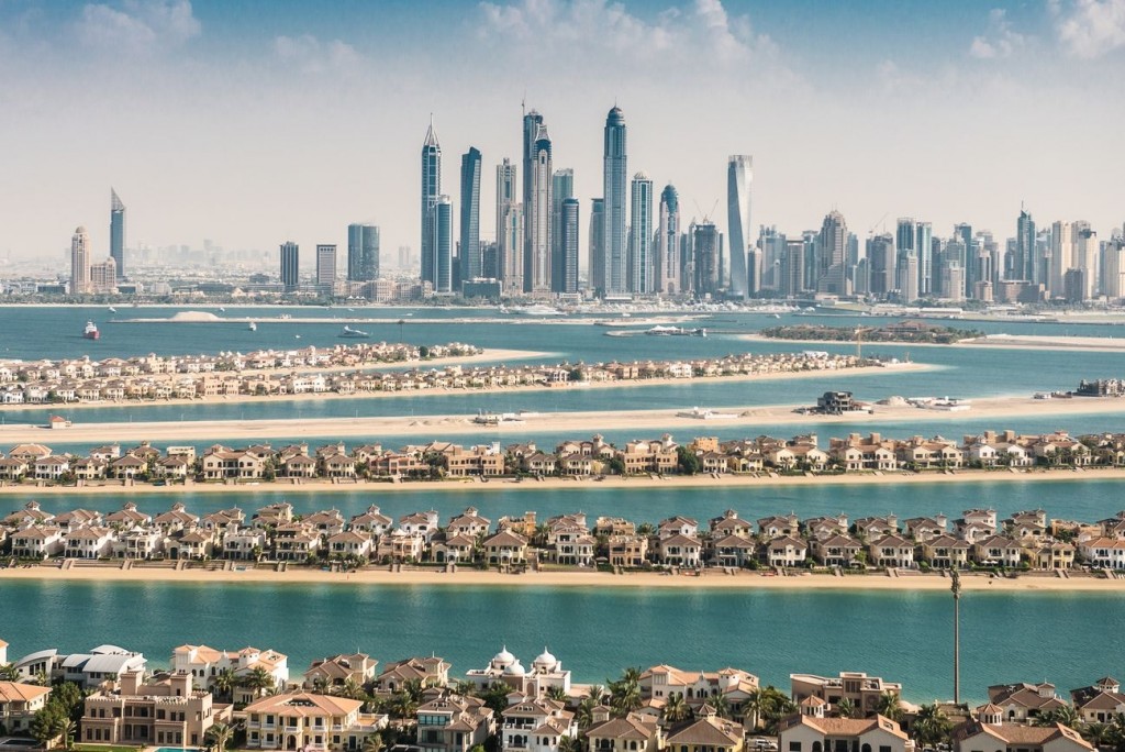 Dự án đảo nhân tạo hình cây cọ Palm Jumeirah trở thành niềm tự hào của Dubai.