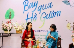 "Bay qua hồ Gươm" - món quà đặc biệt dành tặng Hà Nội