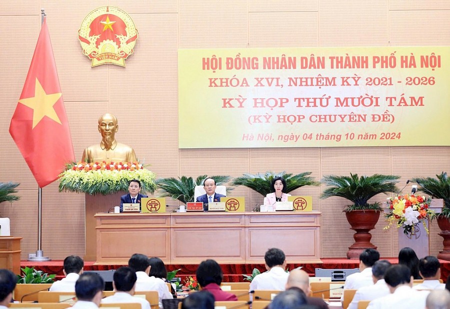 Quang cảnh kỳ họp