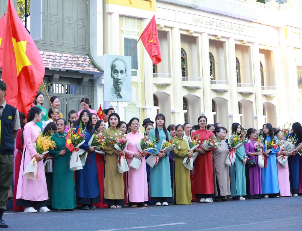 Sáng nay (6/10) diễn ra chương trình “Ngày hội Văn hóa vì hòa bình”