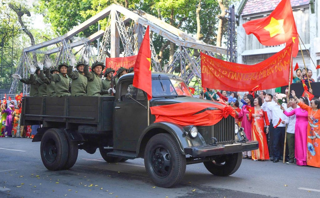 Ngày về chiến thắng...