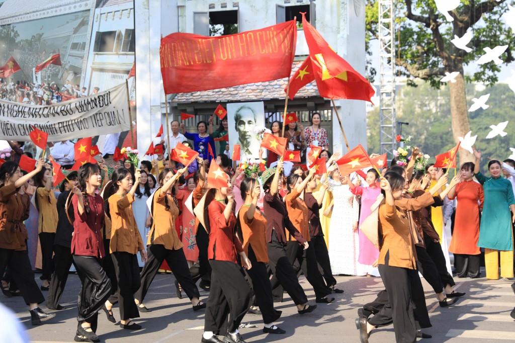 Ngày về chiến thắng...