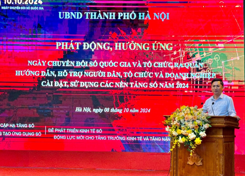 Phó Chủ tịch UBND thành phố Hà Minh Hải phát biểu. Ảnh: T.Hà