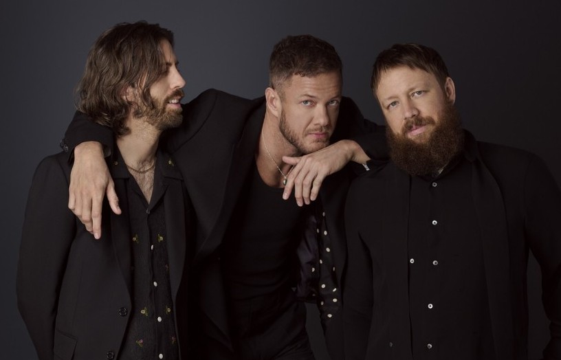 Imagine Dragons trình diễn trong supershow 8WONDER tại TP HCM