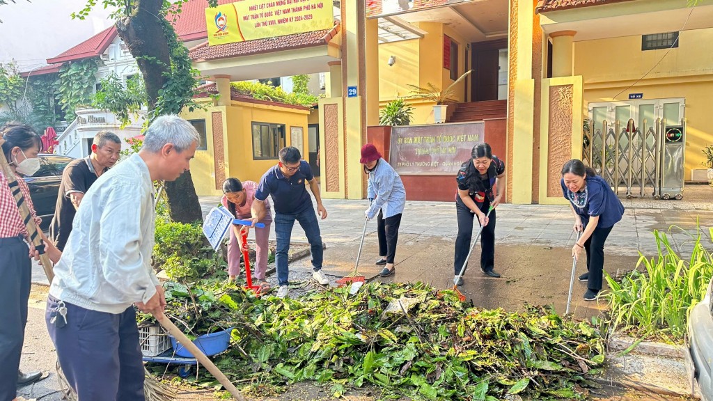 Thắm nghĩa tình Thủ đô, bừng tinh thần dân tộc