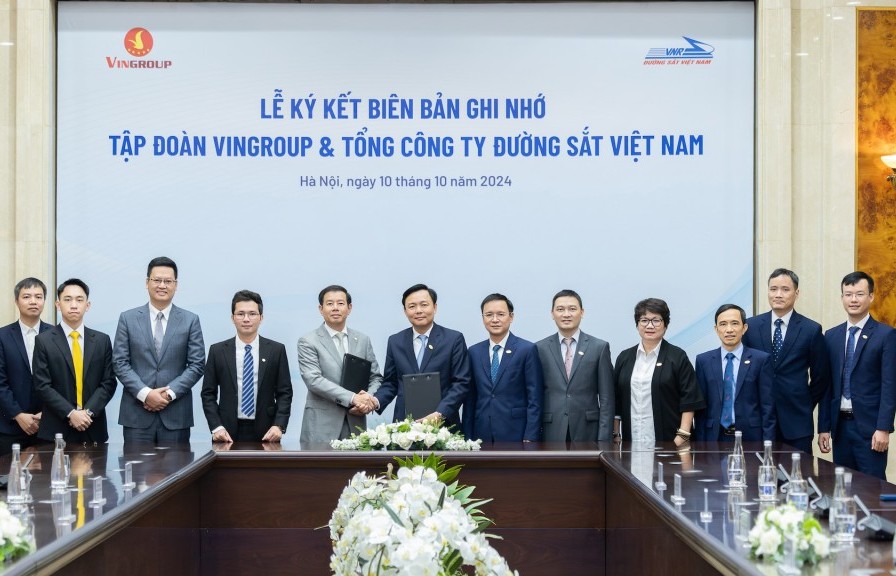 Vingroup cùng Tổng Công ty Đường sắt Việt Nam thúc đẩy chuyển đổi xanh