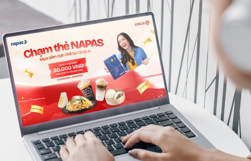 Dạo CIRCLE K, chạm thẻ NAPAS - mua hàng với e-voucher hấp dẫn