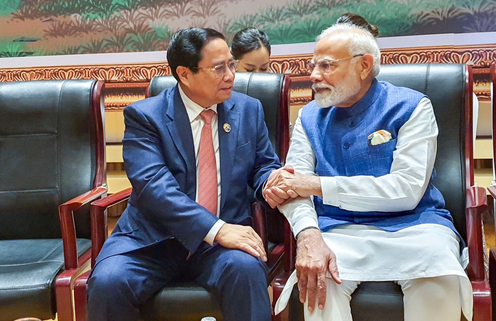 Thủ tướng Chính phủ Phạm Minh Chính đã có cuộc gặp với Thủ tướng Ấn Độ Narendra Modi - Ảnh: VGP/Nhật Bắc