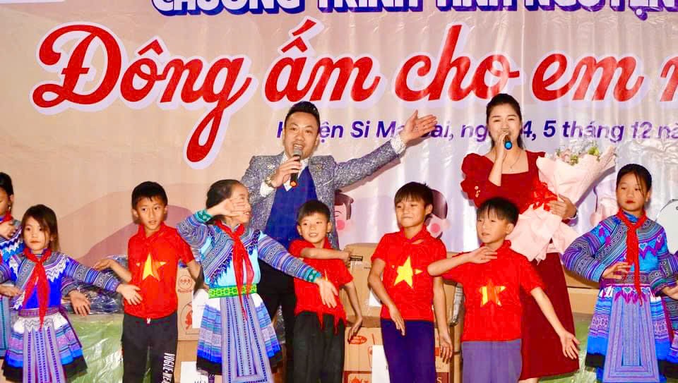 MC, ca sĩ, tổng đạo diễn Trần Hải Anh năng nổ tham gia các hoạt động của Hội Nghệ sĩ trẻ Hà Nội