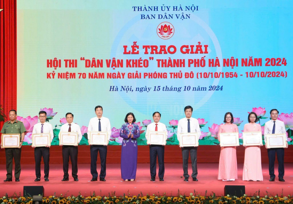 Phát huy phẩm chất, tinh thần cống hiến của cán bộ dân vận