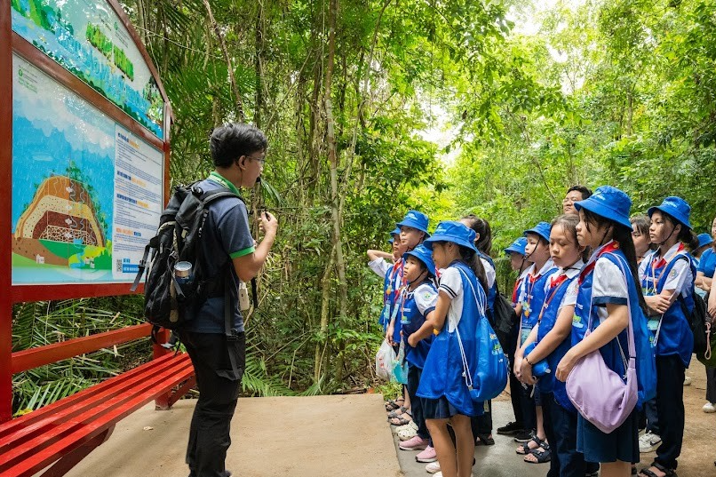 Trải nghiệm để học cách bảo vệ tài nguyên rừng