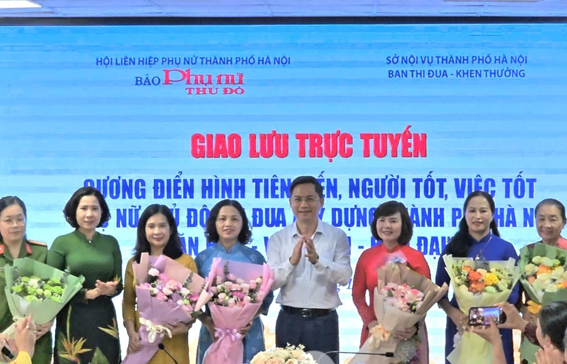 Giao lưu 6 gương điển hình tiên tiến, phụ nữ Thủ đô tiêu biểu