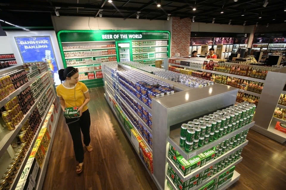 Bộ Tài chính: Heineken đề xuất thuế hỗn hợp với bia là không phù hợp