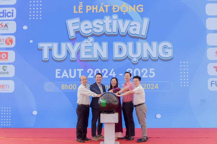 Festival tuyển dụng: Cầu nối giữa sinh viên và thị trường lao động