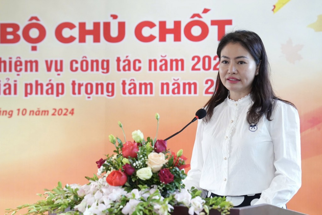 Nâng cao ý thức, thực hiện tốt các nhiệm vụ được giao Nâng cao ý thức, thực hiện tốt các nhiệm vụ được giao