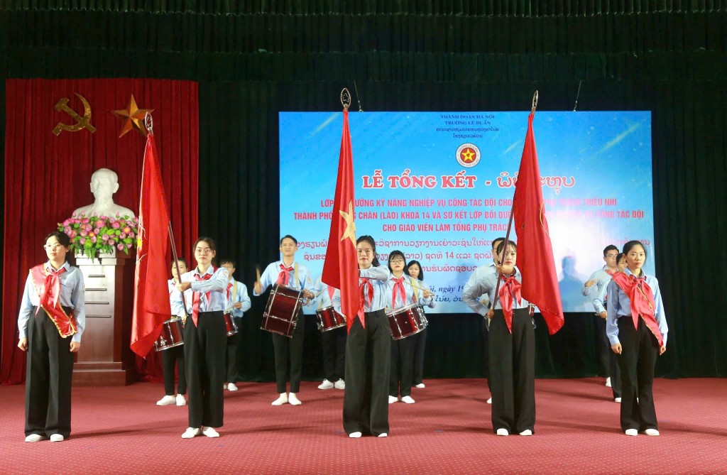 Nâng cao kỹ năng, nghiệp vụ cho đội ngũ làm công tác Đội Nâng cao kỹ năng, nghiệp vụ cho đội ngũ làm công tác Đội