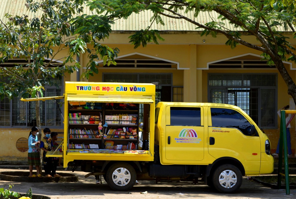 Mang niềm vui, tri thức tới các buôn làng Tây Nguyên