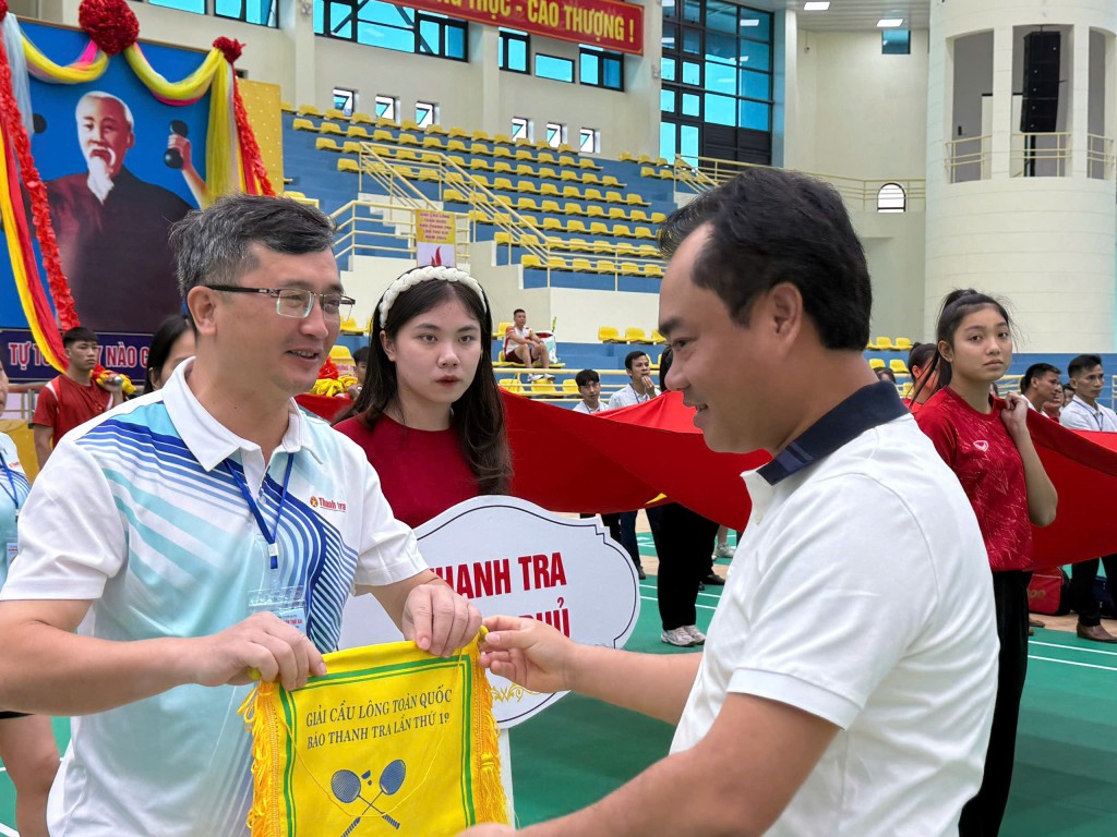 Khai mạc Giải Cầu lông toàn quốc Báo Thanh tra lần thứ XIX