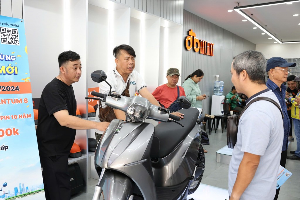 Dat Bike chính thức ra mắt bộ 3 xe máy điện Quantum S-series