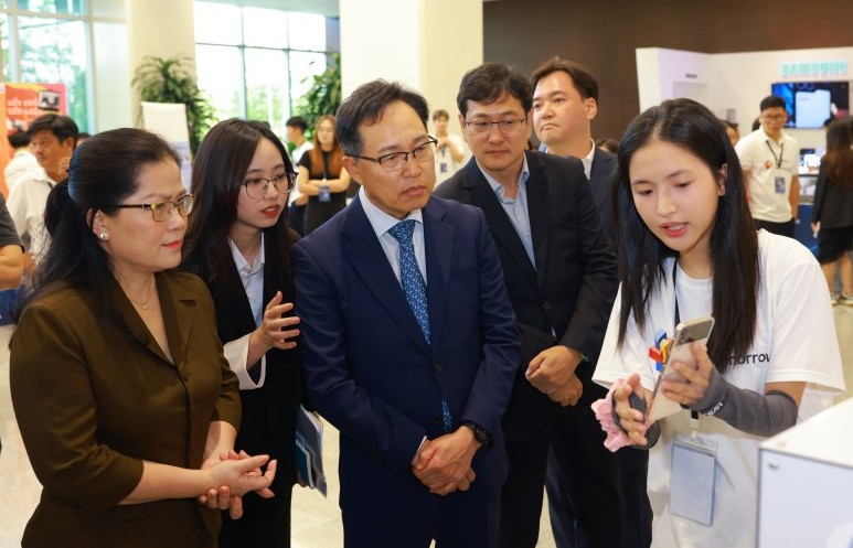 Samsung Việt Nam công bố kết quả cuộc thi Solve for Tomorrow 2024