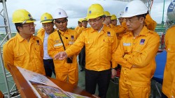 Petrovietnam vươn lên mạnh mẽ nhờ quản trị biến động