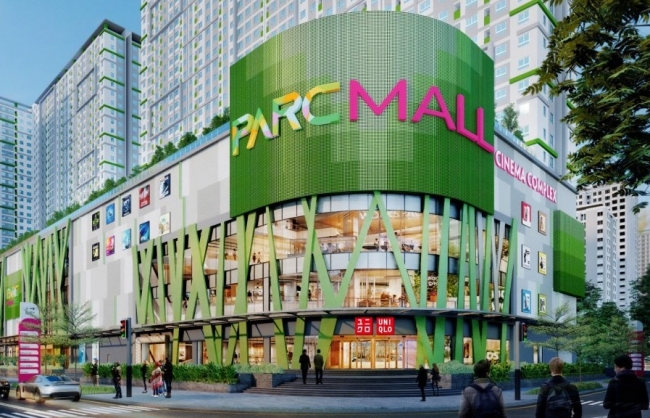 TP HCM: UNIQLO chuẩn bị khai trương cửa hàng mới tại Trung tâm thương mại Parc Mall