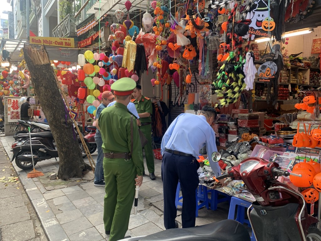 “Thủ phủ Hàng Mã” trước lễ halloween