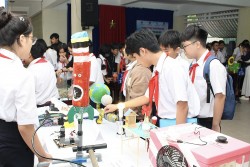 Khơi nguồn sáng tạo ứng dụng STEM cho học sinh Đà Nẵng