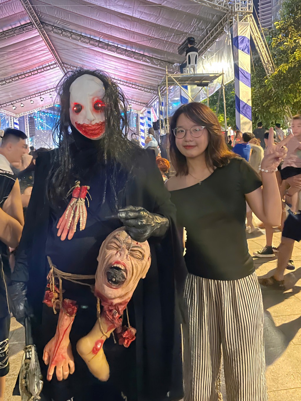 Bạn Quỳnh Như (20 tuổi) hào hứng: Giới trẻ TP Hồ Chí Minh