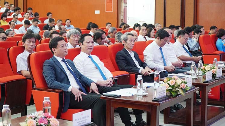 Phát triển Đại học Huế thành Đại học Quốc gia