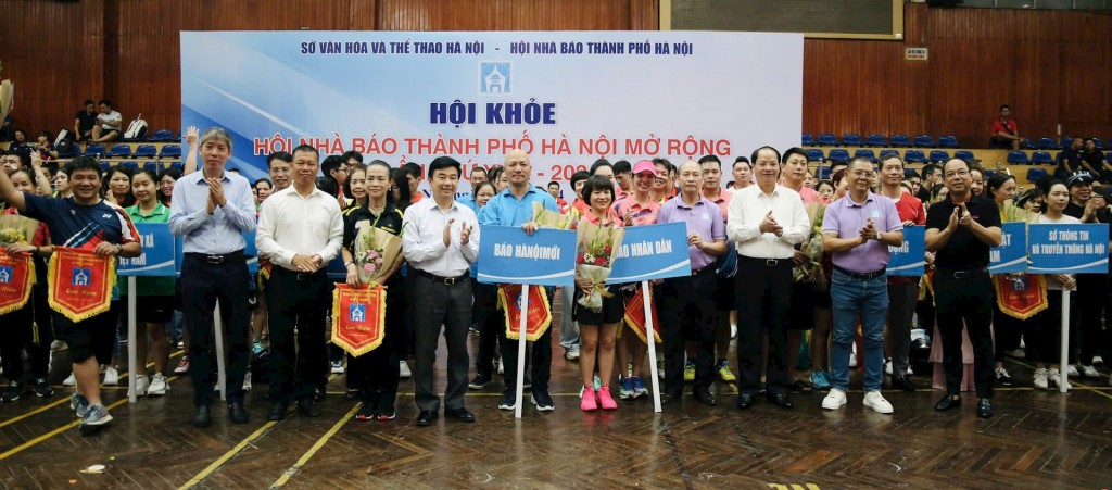 Khai mạc Hội khỏe Hội Nhà báo TP Hà Nội mở rộng