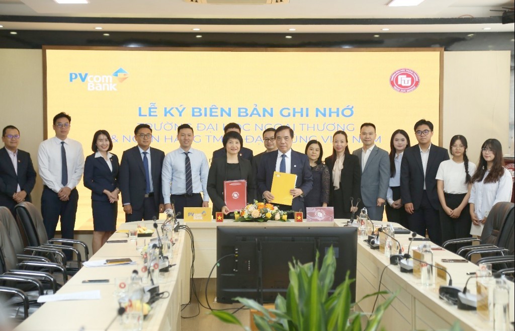 PVcomBank đẩy mạnh hợp tác với trường Đại học Ngoại thương