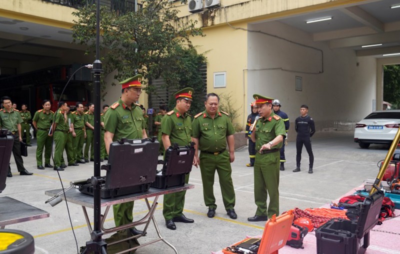 Thành lập 2 tổ Cảnh sát chữa cháy, cứu nạn đặc biệt tinh nhuệ