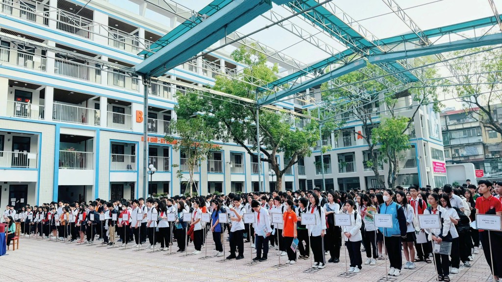 Hơn 900 học sinh thi chọn học sinh giỏi các môn văn hóa