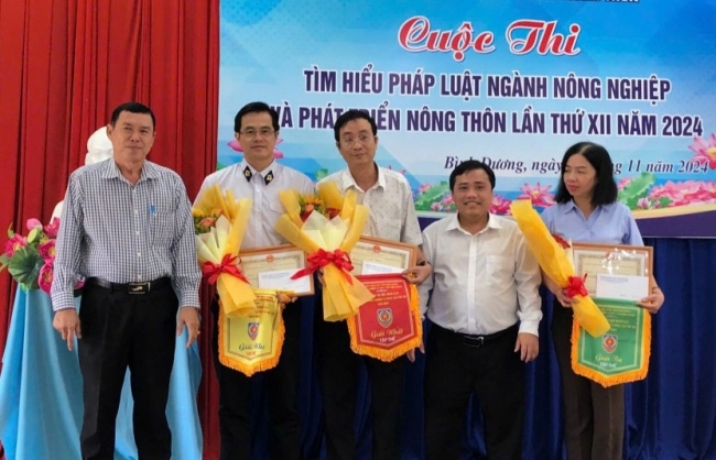 Sôi nổi cuộc thi tìm hiểu pháp luật ngành Nông nghiệp tại Bình Dương