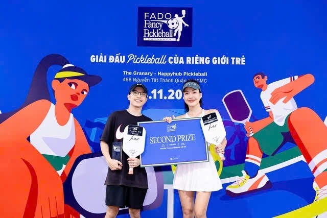Ca sĩ Gigi Hương Giang và An Trương giành vị trí Á quân tại giải đấu Ca sĩ Gigi Hương Giang và An Trương giành vị trí Á quân tại giải đấu
