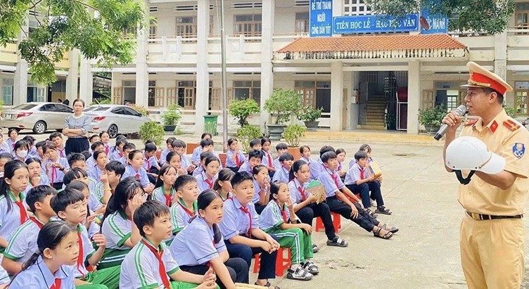 Xử lý hơn 760 thanh, thiếu niên vi phạm giao thông