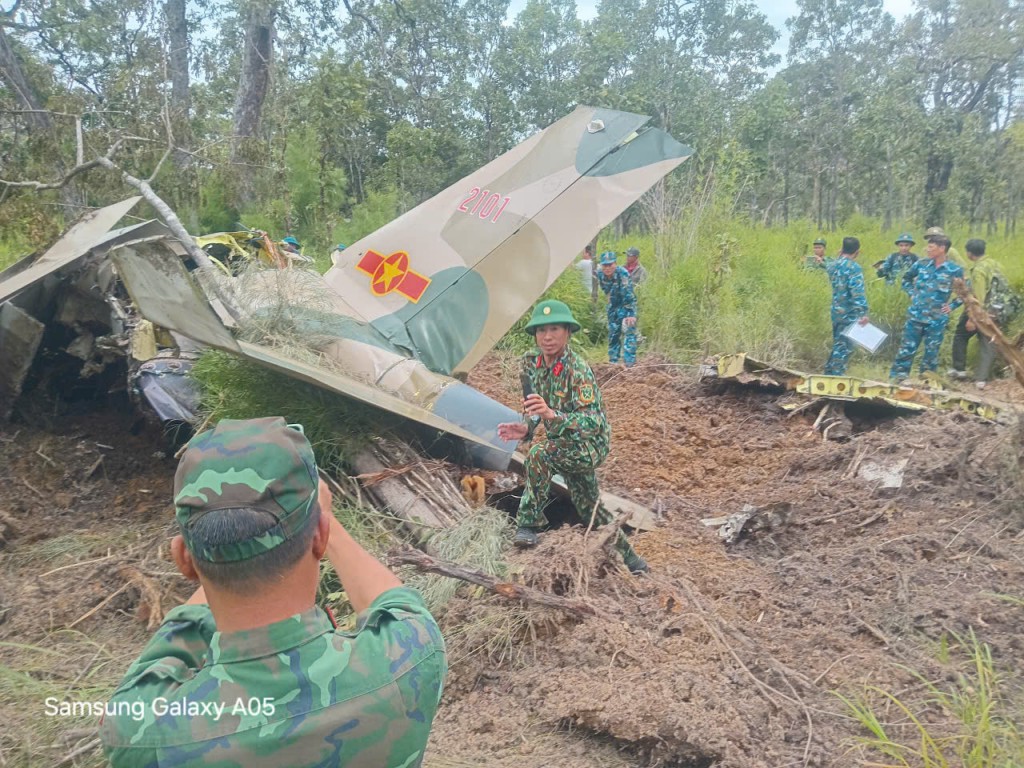 Máy bay Yak-130 rơi tại khu vực Vườn quốc gia Yok Đôn. 