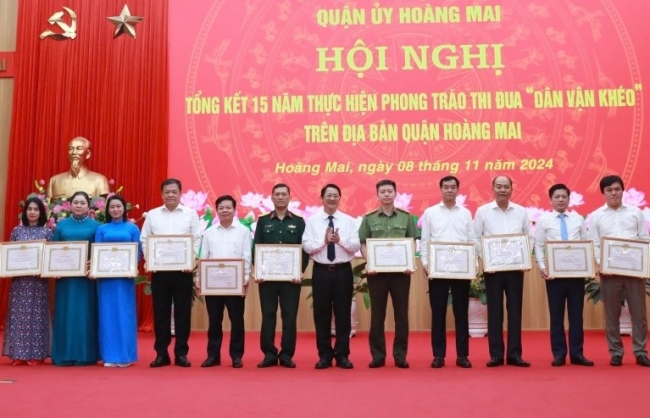 Quận Hoàng Mai: Khen thưởng các tập thể, cá nhân "Dân vận khéo"