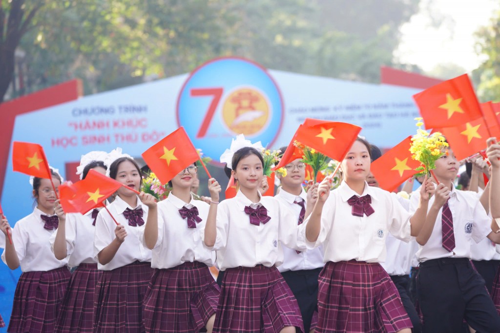 "Những đóa hoa" muôn sắc của ngành Giáo dục Thủ đô