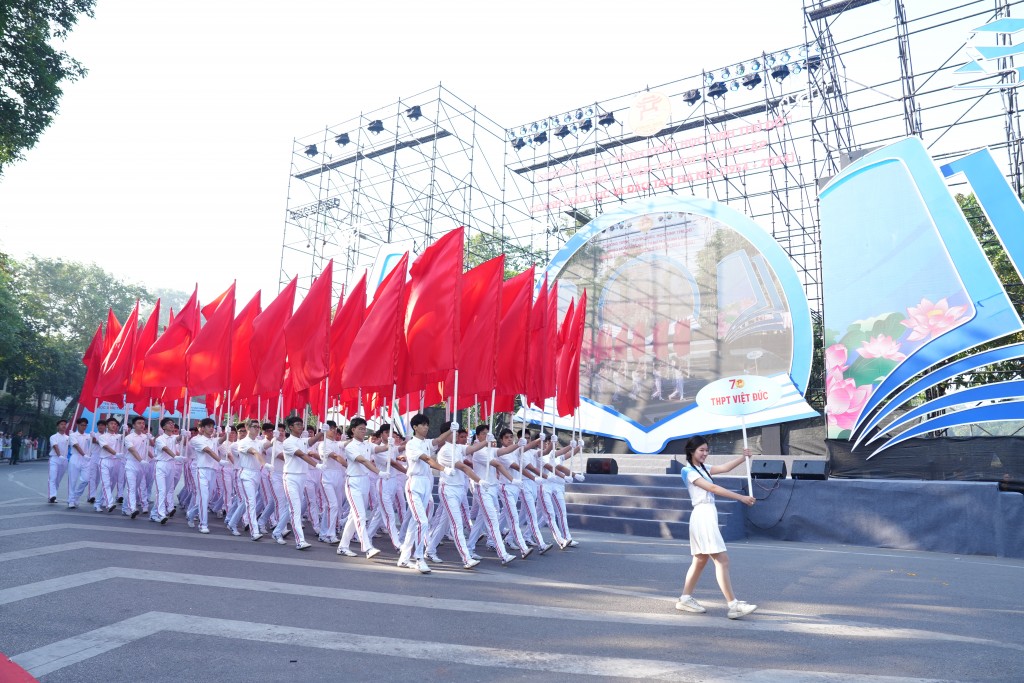 Sôi động, tự hào Hành khúc học sinh Thủ đô