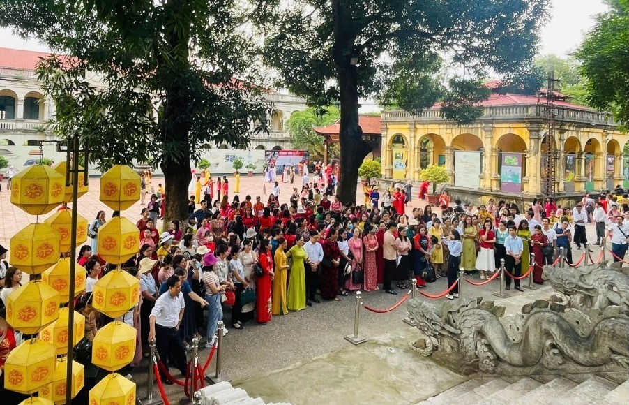 Bồi đắp tình yêu Hà Nội cho học sinh từ môn Hà Nội học