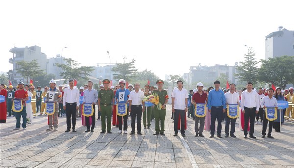 Hội thao nghiệp vụ chữa cháy, cứu nạn, cứu hộ trong công nhân, viên chức, lao động huyện Gia Lâm năm 2024 thành công tốt đẹp - Tin tức - Sự kiện - Cổng thông tin điện tử Huyện Gia Lâm